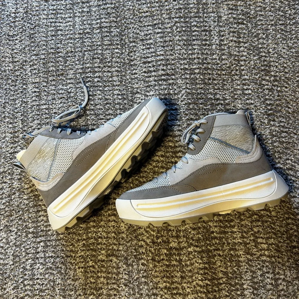 Sorel Shoes - Picture 6 of 12